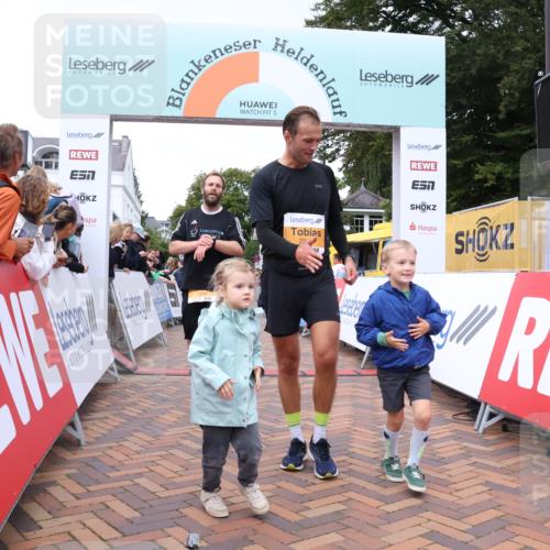 30.08.2026 - Blankeneser Heldenlauf Lena Gebhardt http://msf.ph/oto/10039860 30.08.2026 11:44:14 Ziel 2246, 2720, 2956 meine-sportfotos.de