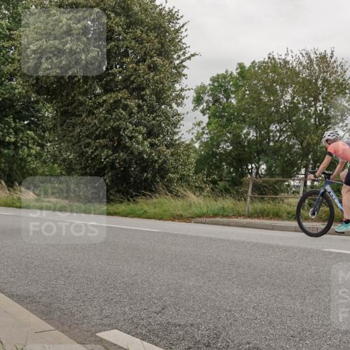 30.08.2026 - Elbe Triathlon Hamburg Michael Burmester http://msf.ph/oto/10039870 30.08.2026 14:09:48 Radfahren 171, 175 meine-sportfotos.de