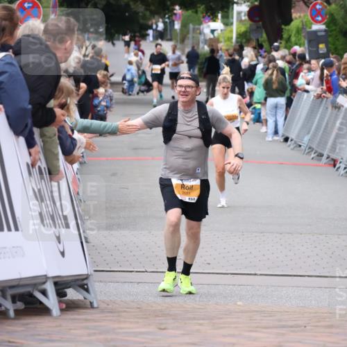 30.08.2026 - Blankeneser Heldenlauf Lena Gebhardt http://msf.ph/oto/10039885 30.08.2026 11:44:20 Ziel 2956 meine-sportfotos.de