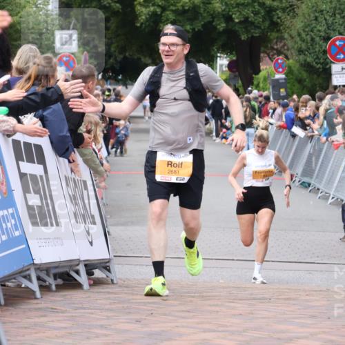 30.08.2026 - Blankeneser Heldenlauf Lena Gebhardt http://msf.ph/oto/10039903 30.08.2026 11:44:23 Ziel 2681, 2719 meine-sportfotos.de
