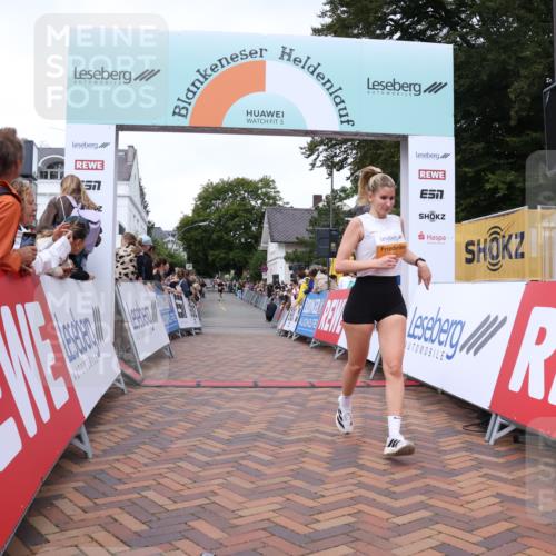 30.08.2026 - Blankeneser Heldenlauf Lena Gebhardt http://msf.ph/oto/10039944 30.08.2026 11:44:29 Ziel 2681, 2719 meine-sportfotos.de