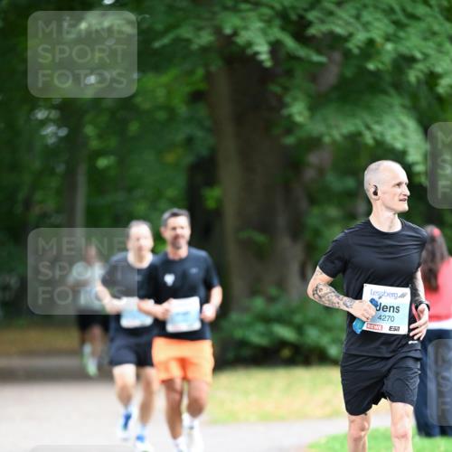 30.08.2026 - Blankeneser Heldenlauf Dr. Thomas Lammeyer http://msf.ph/oto/10039970 30.08.2026 11:14:36 Laufen 4270, 57 meine-sportfotos.de