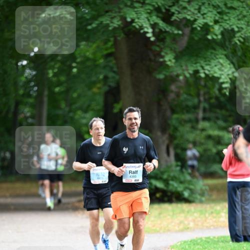 30.08.2026 - Blankeneser Heldenlauf Dr. Thomas Lammeyer http://msf.ph/oto/10039979 30.08.2026 11:14:37 Laufen 4479, 4393 meine-sportfotos.de