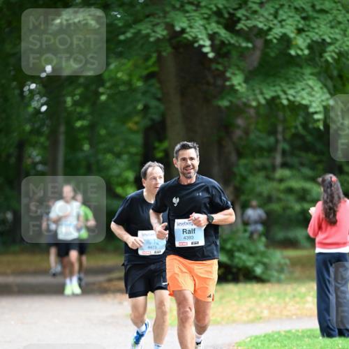 30.08.2026 - Blankeneser Heldenlauf Dr. Thomas Lammeyer http://msf.ph/oto/10039983 30.08.2026 11:14:38 Laufen 4479, 4393, 7 meine-sportfotos.de