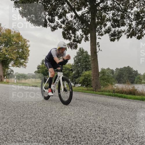 30.08.2026 - Elbe Triathlon Hamburg Michael Burmester http://msf.ph/oto/10039988 30.08.2026 08:53:58 Radfahren 197, 356, 390 meine-sportfotos.de