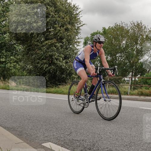 30.08.2026 - Elbe Triathlon Hamburg Michael Burmester http://msf.ph/oto/10040030 30.08.2026 14:11:13 Radfahren 132, 149, 165 meine-sportfotos.de