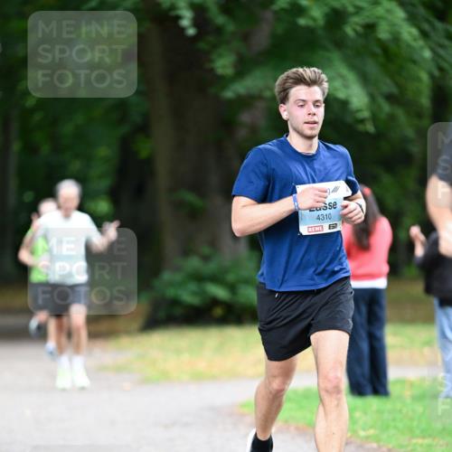 30.08.2026 - Blankeneser Heldenlauf Dr. Thomas Lammeyer http://msf.ph/oto/10040037 30.08.2026 11:14:42 Laufen 4310, 57 meine-sportfotos.de