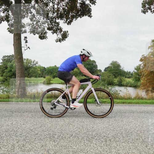 30.08.2026 - Elbe Triathlon Hamburg Michael Burmester http://msf.ph/oto/10040054 30.08.2026 10:49:02 Radfahren 907, 1056, 1135, 1177 meine-sportfotos.de