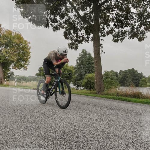 30.08.2026 - Elbe Triathlon Hamburg Michael Burmester http://msf.ph/oto/10040057 30.08.2026 08:55:13 Radfahren 216 meine-sportfotos.de