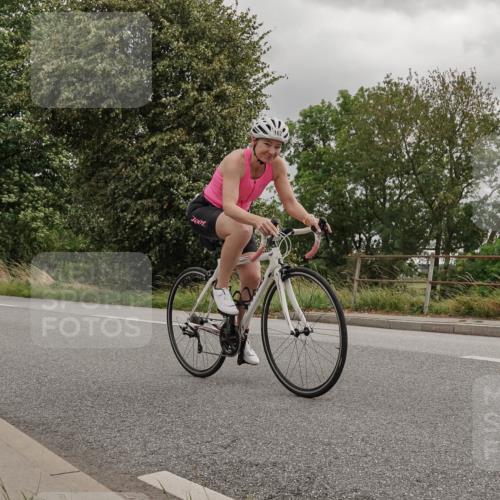30.08.2026 - Elbe Triathlon Hamburg Michael Burmester http://msf.ph/oto/10040117 30.08.2026 14:11:48 Radfahren 142, 146, 162 meine-sportfotos.de