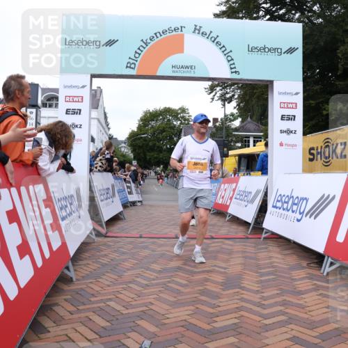 30.08.2026 - Blankeneser Heldenlauf Lena Gebhardt http://msf.ph/oto/10040122 30.08.2026 11:44:57 Ziel 2014, 2650 meine-sportfotos.de