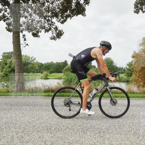 30.08.2026 - Elbe Triathlon Hamburg Michael Burmester http://msf.ph/oto/10040149 30.08.2026 10:50:22 Radfahren 803, 833, 897, 1204, 1346, 1621 meine-sportfotos.de