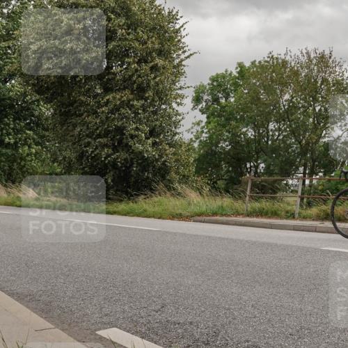 30.08.2026 - Elbe Triathlon Hamburg Michael Burmester http://msf.ph/oto/10040160 30.08.2026 14:12:12 Radfahren 155 meine-sportfotos.de