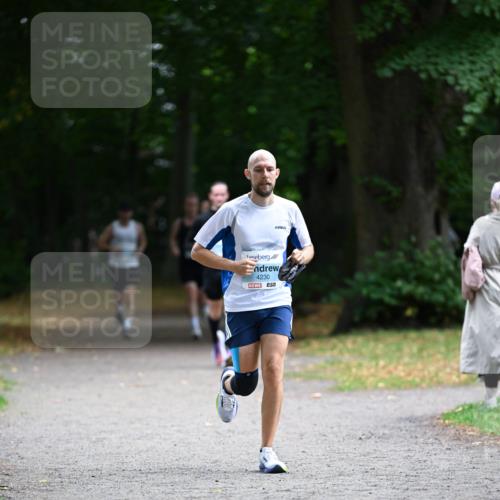30.08.2026 - Blankeneser Heldenlauf Dr. Thomas Lammeyer http://msf.ph/oto/10040166 30.08.2026 11:14:58 Laufen 4230, 57 meine-sportfotos.de