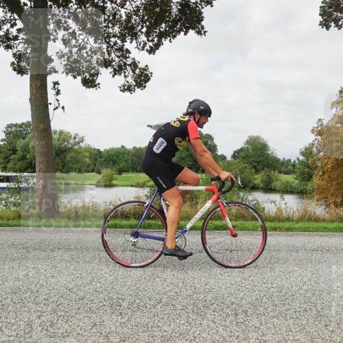 30.08.2026 - Elbe Triathlon Hamburg Michael Burmester http://msf.ph/oto/10040224 30.08.2026 10:51:13 Radfahren 943, 988, 1273, 1305, 1347 meine-sportfotos.de