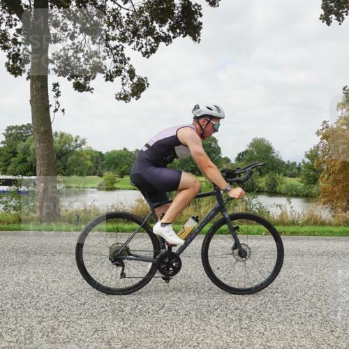30.08.2026 - Elbe Triathlon Hamburg Michael Burmester http://msf.ph/oto/10040230 30.08.2026 10:51:14 Radfahren 943, 988, 1015, 1273, 1305, 1347 meine-sportfotos.de