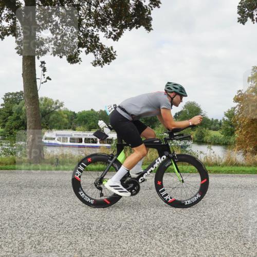 30.08.2026 - Elbe Triathlon Hamburg Michael Burmester http://msf.ph/oto/10040256 30.08.2026 10:51:25 Radfahren 1113, 1272, 1277 meine-sportfotos.de