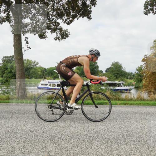 30.08.2026 - Elbe Triathlon Hamburg Michael Burmester http://msf.ph/oto/10040258 30.08.2026 10:51:26 Radfahren 1113, 1272, 1277 meine-sportfotos.de