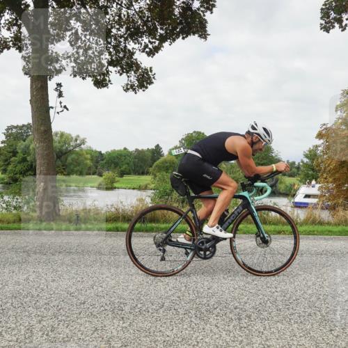 30.08.2026 - Elbe Triathlon Hamburg Michael Burmester http://msf.ph/oto/10040260 30.08.2026 10:51:37 Radfahren 759, 1094, 1108, 1271 meine-sportfotos.de