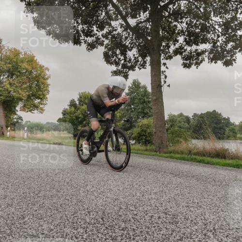 30.08.2026 - Elbe Triathlon Hamburg Michael Burmester http://msf.ph/oto/10040273 30.08.2026 08:57:20 Radfahren 221, 335, 382 meine-sportfotos.de