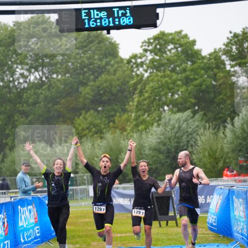 30.08.2026 - Elbe Triathlon Hamburg LAZAROV Photography http://msf.ph/oto/10040274 30.08.2026 16:01:01 Ziel  meine-sportfotos.de