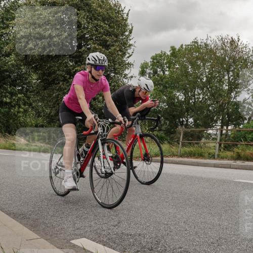 30.08.2026 - Elbe Triathlon Hamburg Michael Burmester http://msf.ph/oto/10040287 30.08.2026 14:13:01 Radfahren 130, 145, 154, 178 meine-sportfotos.de