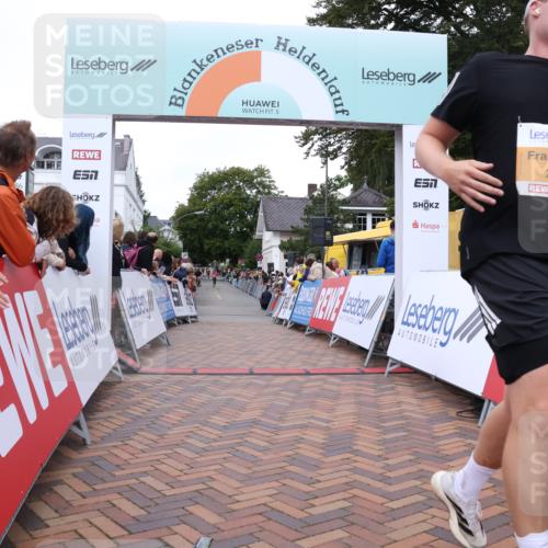 30.08.2026 - Blankeneser Heldenlauf Lena Gebhardt http://msf.ph/oto/10040293 30.08.2026 11:45:10 Ziel 2296, 2548 meine-sportfotos.de