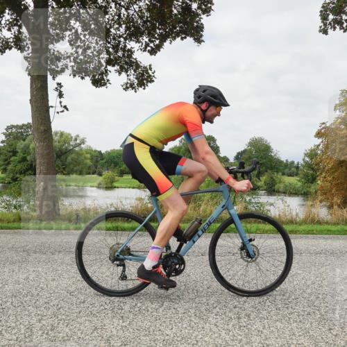 30.08.2026 - Elbe Triathlon Hamburg Michael Burmester http://msf.ph/oto/10040320 30.08.2026 10:51:57 Radfahren 912, 1033, 1074, 1101, 1104, 1216, 1264, 1302 meine-sportfotos.de