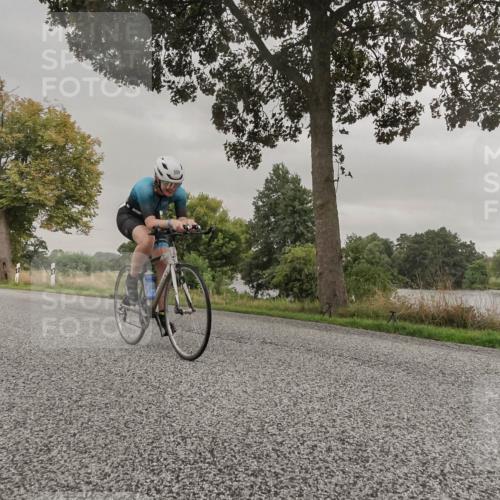 30.08.2026 - Elbe Triathlon Hamburg Michael Burmester http://msf.ph/oto/10040321 30.08.2026 08:57:43 Radfahren 252, 258, 270, 301, 359 meine-sportfotos.de