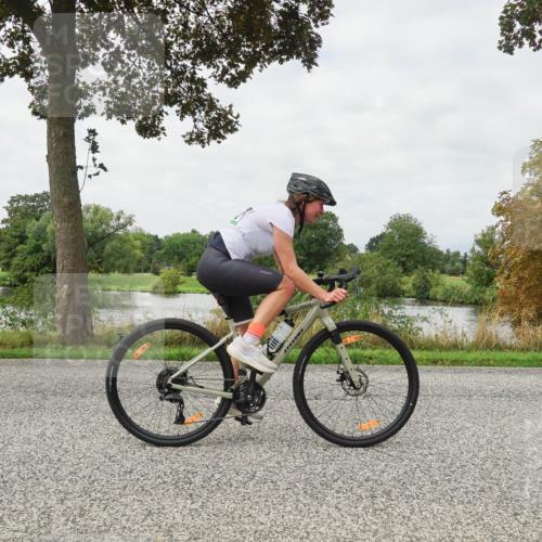 30.08.2026 - Elbe Triathlon Hamburg Michael Burmester http://msf.ph/oto/10040325 30.08.2026 10:51:59 Radfahren 912, 1074, 1101, 1104, 1216, 1302 meine-sportfotos.de