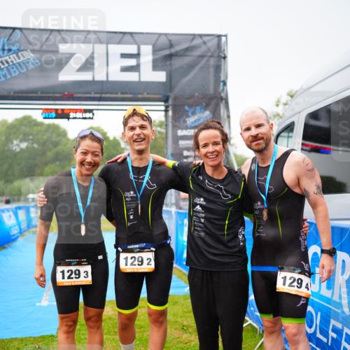 30.08.2026 - Elbe Triathlon Hamburg LAZAROV Photography http://msf.ph/oto/10040373 30.08.2026 16:01:33 Ziel  meine-sportfotos.de