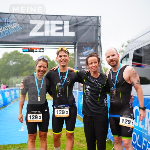 30.08.2026 - Elbe Triathlon Hamburg LAZAROV Photography http://msf.ph/oto/10040382 30.08.2026 16:01:34 Ziel  meine-sportfotos.de