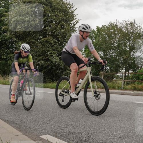 30.08.2026 - Elbe Triathlon Hamburg Michael Burmester http://msf.ph/oto/10040392 30.08.2026 14:13:45 Radfahren 150 meine-sportfotos.de