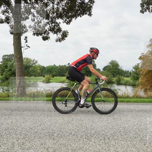 30.08.2026 - Elbe Triathlon Hamburg Michael Burmester http://msf.ph/oto/10040394 30.08.2026 10:52:27 Radfahren 1068, 1110, 1212, 1268, 1300 meine-sportfotos.de