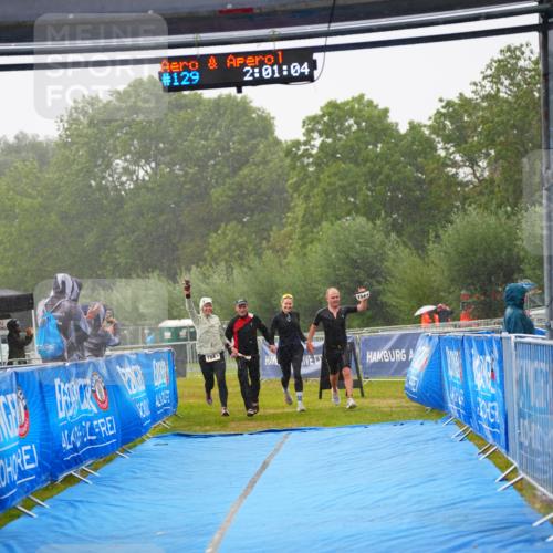 30.08.2026 - Elbe Triathlon Hamburg LAZAROV Photography http://msf.ph/oto/10040403 30.08.2026 16:05:01 Ziel  meine-sportfotos.de