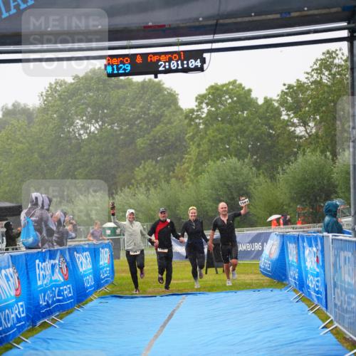 30.08.2026 - Elbe Triathlon Hamburg LAZAROV Photography http://msf.ph/oto/10040408 30.08.2026 16:05:01 Ziel  meine-sportfotos.de