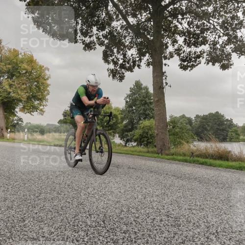 30.08.2026 - Elbe Triathlon Hamburg Michael Burmester http://msf.ph/oto/10040415 30.08.2026 08:58:05 Radfahren 202, 206 meine-sportfotos.de