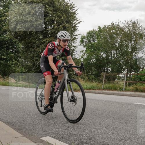 30.08.2026 - Elbe Triathlon Hamburg Michael Burmester http://msf.ph/oto/10040419 30.08.2026 14:14:03 Radfahren 136, 164, 170 meine-sportfotos.de