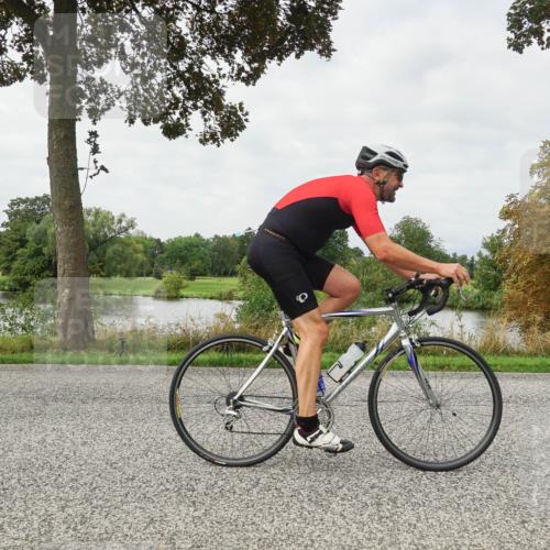 30.08.2026 - Elbe Triathlon Hamburg Michael Burmester http://msf.ph/oto/10040424 30.08.2026 10:52:53 Radfahren 1119, 1253, 1299 meine-sportfotos.de