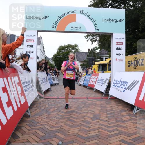 30.08.2026 - Blankeneser Heldenlauf Lena Gebhardt http://msf.ph/oto/10040454 30.08.2026 11:45:29 Ziel 2818, 2950 meine-sportfotos.de