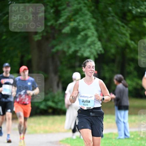 30.08.2026 - Blankeneser Heldenlauf Dr. Thomas Lammeyer http://msf.ph/oto/10040471 30.08.2026 11:15:21 Laufen 4225, 7 meine-sportfotos.de