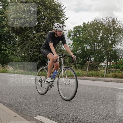 30.08.2026 - Elbe Triathlon Hamburg Michael Burmester http://msf.ph/oto/10040478 30.08.2026 14:14:23 Radfahren 163, 171 meine-sportfotos.de
