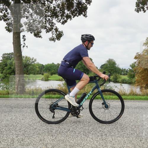 30.08.2026 - Elbe Triathlon Hamburg Michael Burmester http://msf.ph/oto/10040485 30.08.2026 10:53:24 Radfahren 893, 962, 998, 1073, 1210, 1306, 1442 meine-sportfotos.de