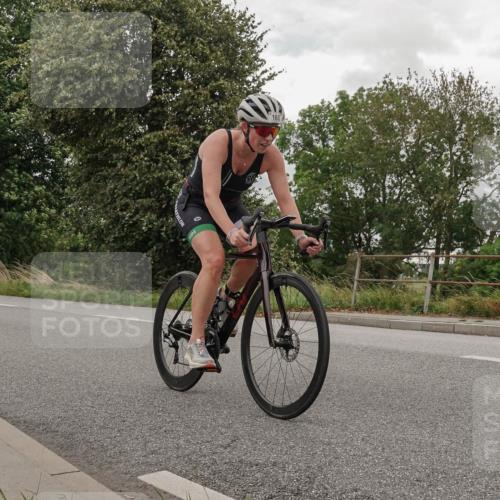 30.08.2026 - Elbe Triathlon Hamburg Michael Burmester http://msf.ph/oto/10040501 30.08.2026 14:14:34 Radfahren 148, 168 meine-sportfotos.de