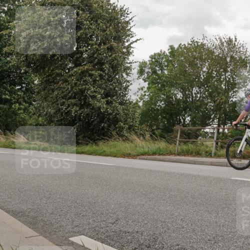 30.08.2026 - Elbe Triathlon Hamburg Michael Burmester http://msf.ph/oto/10040512 30.08.2026 14:14:36 Radfahren 148, 168 meine-sportfotos.de