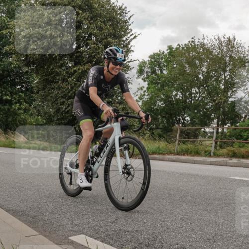 30.08.2026 - Elbe Triathlon Hamburg Michael Burmester http://msf.ph/oto/10040531 30.08.2026 14:14:39 Radfahren 148, 175 meine-sportfotos.de