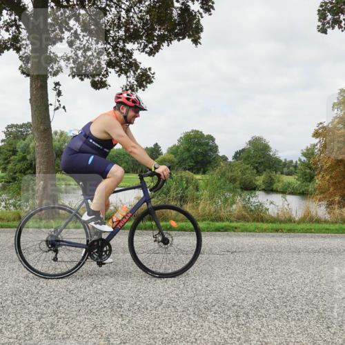 30.08.2026 - Elbe Triathlon Hamburg Michael Burmester http://msf.ph/oto/10040534 30.08.2026 10:53:56 Radfahren 1175, 1326, 1338 meine-sportfotos.de