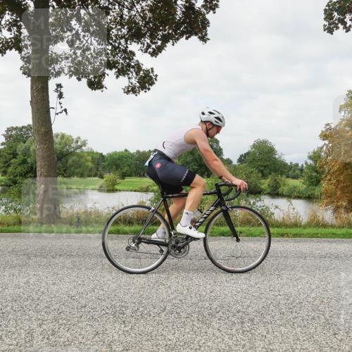 30.08.2026 - Elbe Triathlon Hamburg Michael Burmester http://msf.ph/oto/10040541 30.08.2026 10:54:05 Radfahren 1023, 1296 meine-sportfotos.de