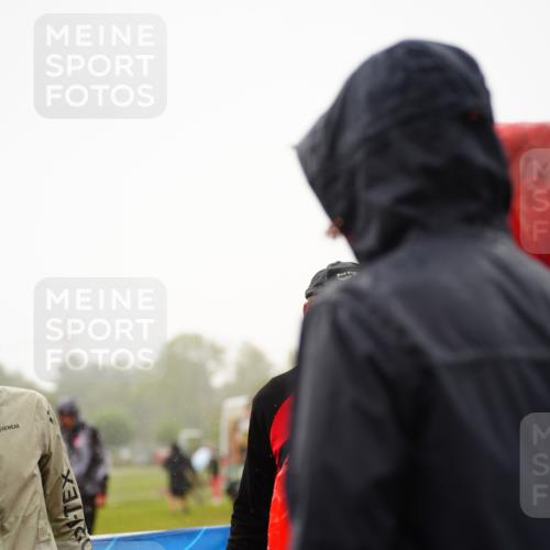 30.08.2026 - Elbe Triathlon Hamburg LAZAROV Photography http://msf.ph/oto/10040546 30.08.2026 16:05:18 Ziel  meine-sportfotos.de