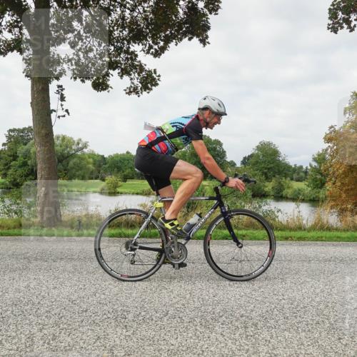 30.08.2026 - Elbe Triathlon Hamburg Michael Burmester http://msf.ph/oto/10040554 30.08.2026 10:54:22 Radfahren 1324 meine-sportfotos.de